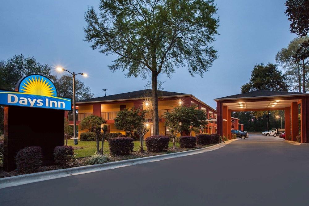 Days Inn By Wyndham Pensacola I-10 Ferry Pass Eksteriør bilde